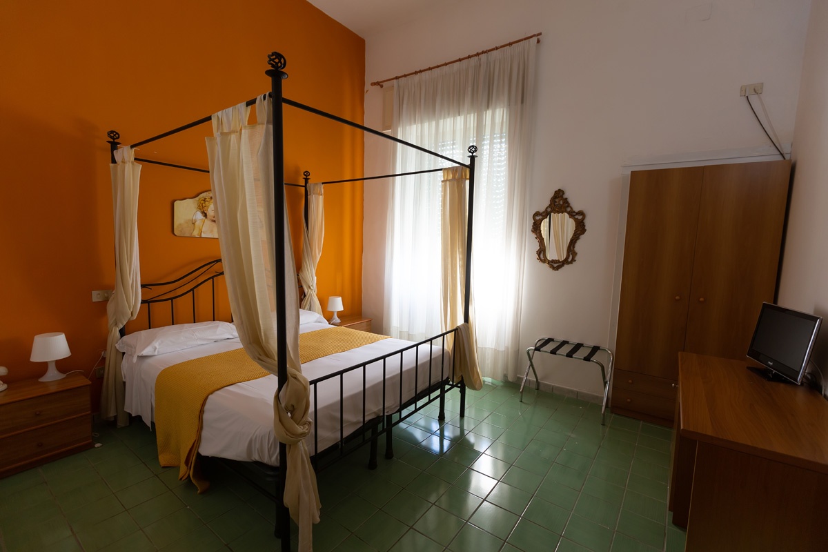 Camera-Matrimoniale-Hotel-Vietri-Coast-